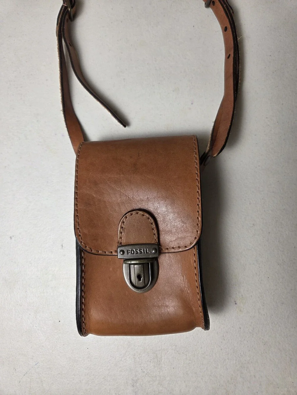 Vintage Fossil Leather Small Crossbody Camera Photo Purse Bag Lock
